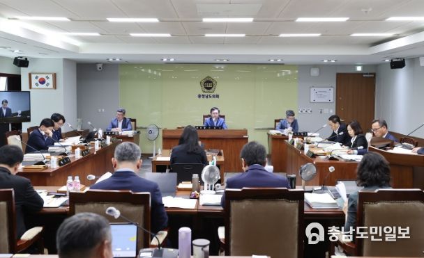 충남도의회 교육위