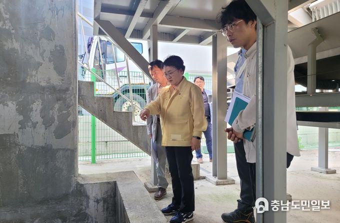이용록 홍성군수 유리천장 타파 인사정책 통했다!!