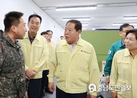 충남도의회, 2023 을지훈련 전시종합상황 근무자 격려