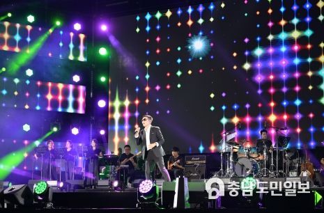 마실 여행, 올웨이즈7000 음악회 중