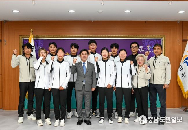 전국체육대회 출전한 부여군청 카누선수들