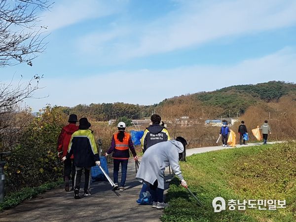 홍성군 금마면, 가을맞이 면 내 대청소 실시