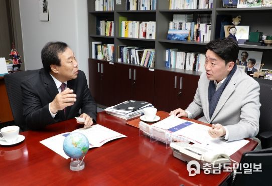 최민호 세종시장, 국회 방문…현안사업 국비반영 촉구