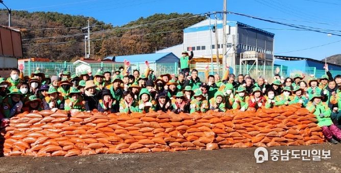 세종시 자율방재단, 동절기 대비 모래주머니 제작