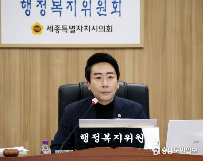 “생활임금, 본예산 편성과 시기 맞춰 고시해 행정 혼란 막아야