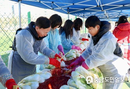 따뜻한 겨울을 선물하는 사랑의 김장 나눔 실시