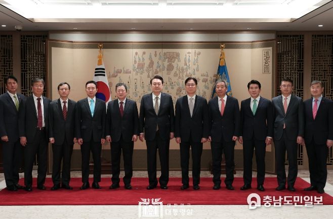 정책실장‧수석비서관 임명장 수여식