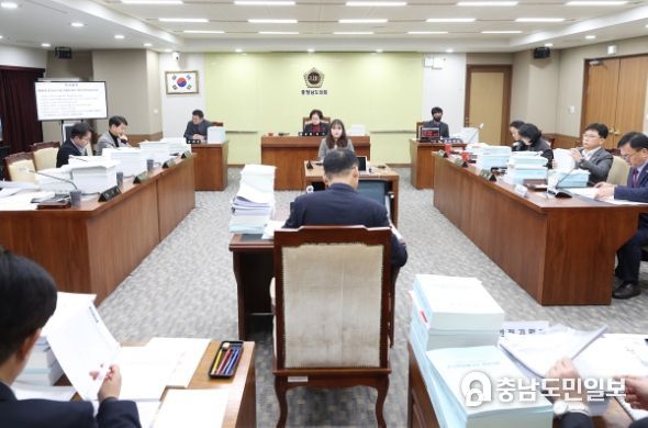 충청남도의회 행정문화위원회