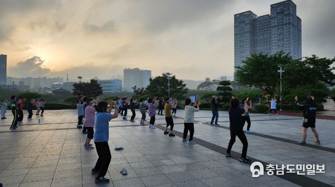 2023년 중앙호수공원에서 운영된 야간체조광장