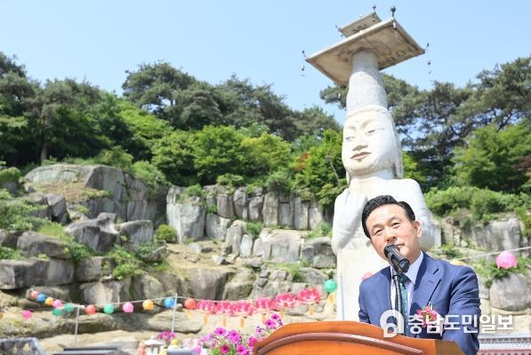 축사를 전하는 백성현 시장