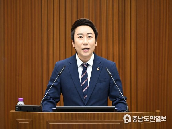 제4대 세종시의회 후반기 의장단 선출, 임채성 의장, 김효숙 제1부의장, 김동빈 제2부의장 당선