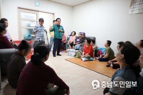 백성현 논산시장, 반드시 특별재난지역 선포해야...강력 요청 계속되는 폭우 대비 배수장 관련 예산 지원 요청하기도...