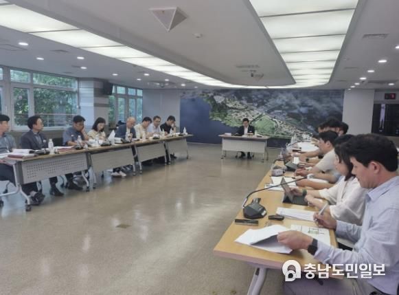 신정호 아트밸리 키즈가든 조성사업 기본 및 실시설계 용역 최종보고회 회의 사진