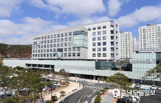 예산군청사 전경