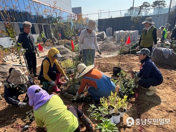 천안시,‘시민참여 미니정원 조성’