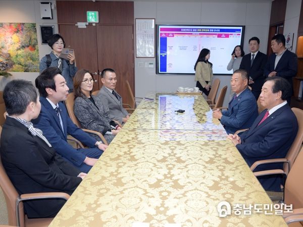 임채성 세종시의회 의장, 최민호 시장 찾아 비공개 대화 나눠